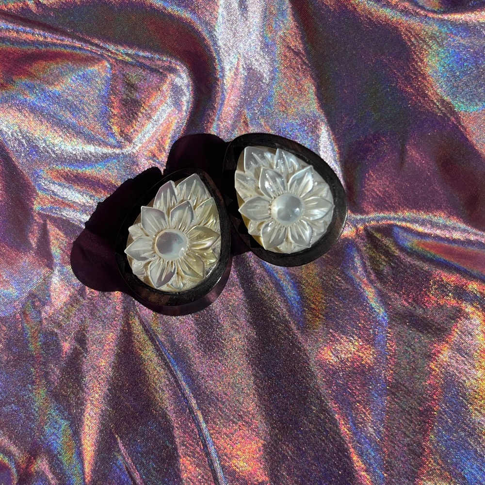 Buddha Jewelry Organics Lotus Flower Wood Plugs